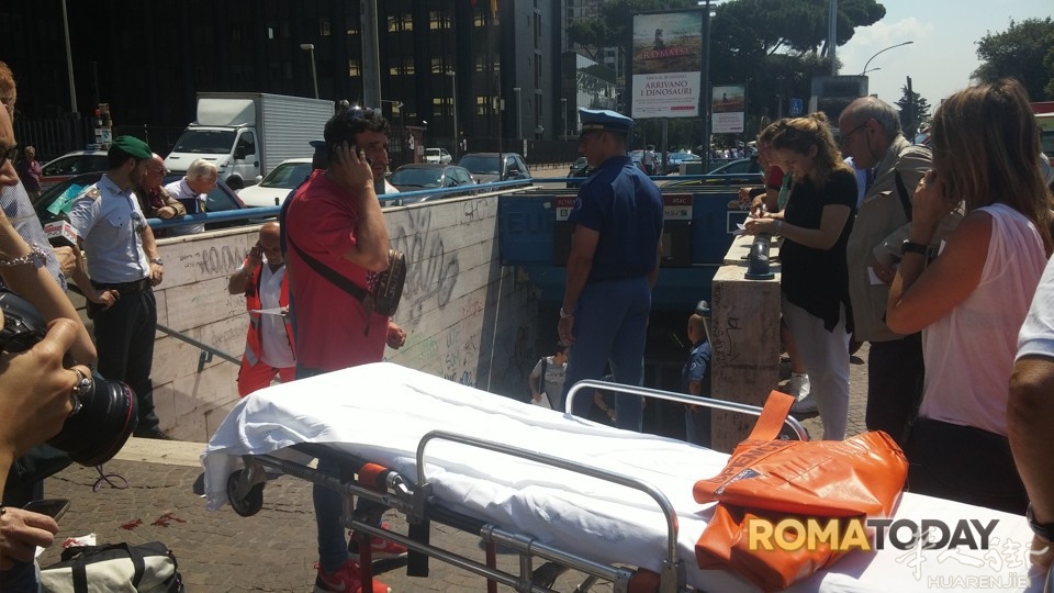 惊愕:罗马B线地铁发生追尾事故 20余人受伤