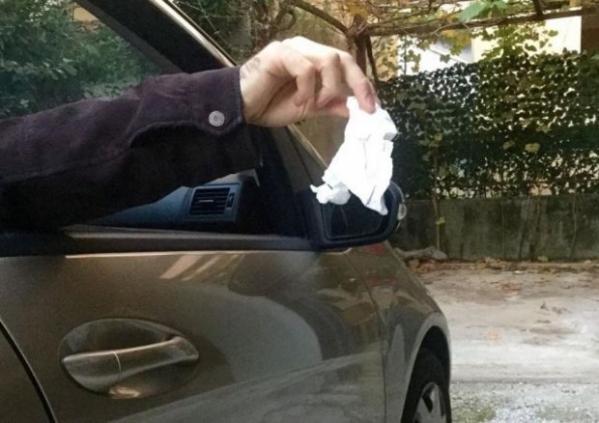 意大利环保措施从严:向车外乱扔垃圾罚422欧元