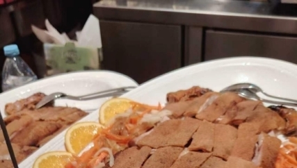 烤乳猪，我的最爱，今天又可以饱餐一顿