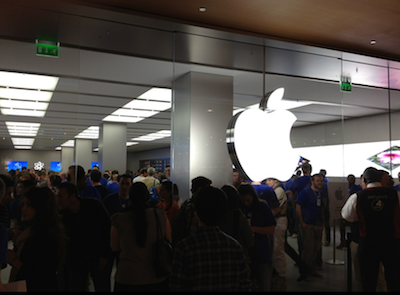 Apple-Store-Quatre-Temps.png