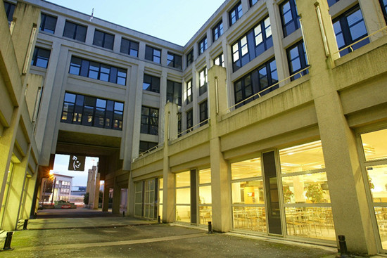 Ecole_Atlantique_de_Commerce_NANTES_副本.jpg
