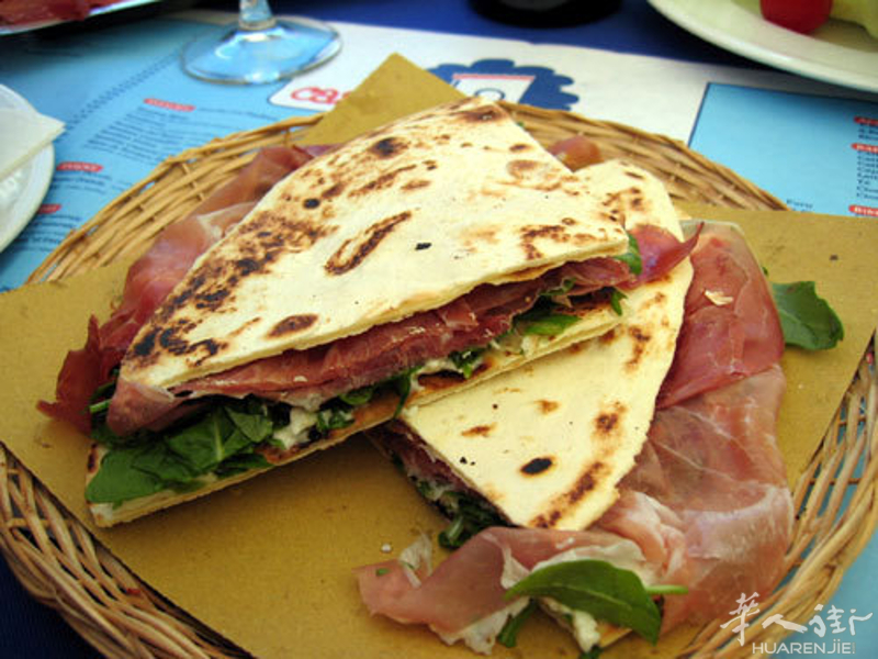 piadina_street_food-2.jpg