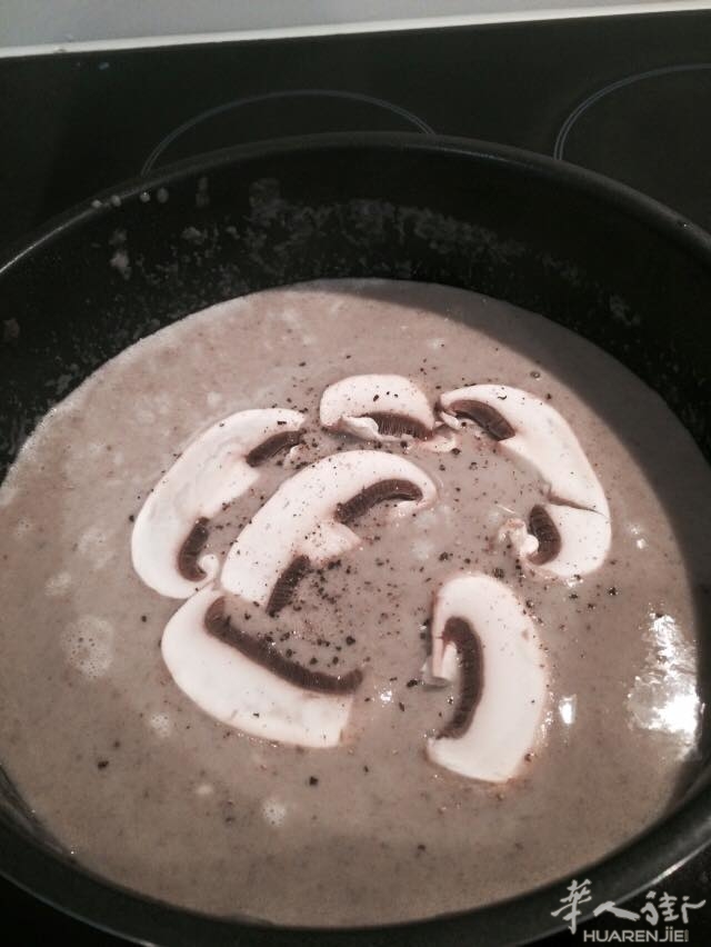 先來忌廉磨菇湯