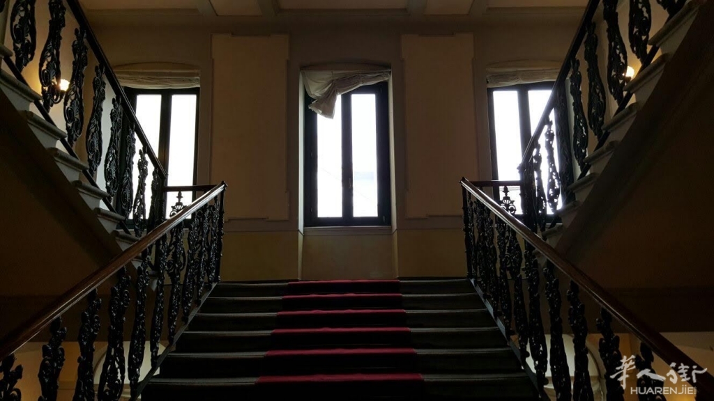 8ott15. comune-tentato-suicidio-4.jpg