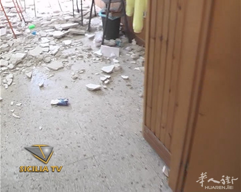 Favara, bambino ferito da calcinacci in aula (1).jpg