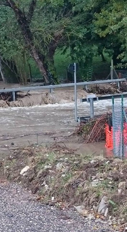 Allagamento via Empolitana 14.10.15 (foto facebook Teresa P.) 3.jpg