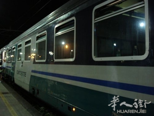 treno_notte-2-2.jpg