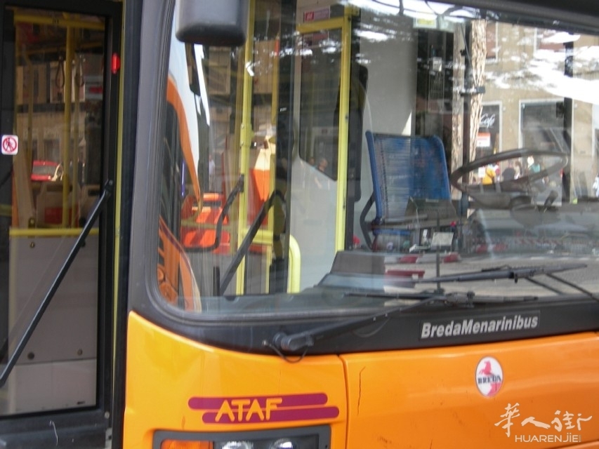 autobus-4-2.jpg