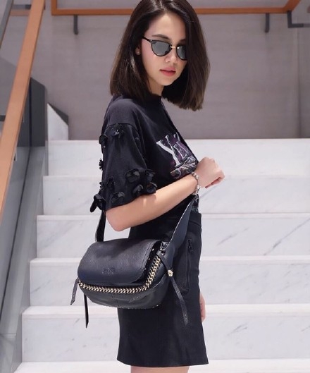 英泰混血模特sara legge