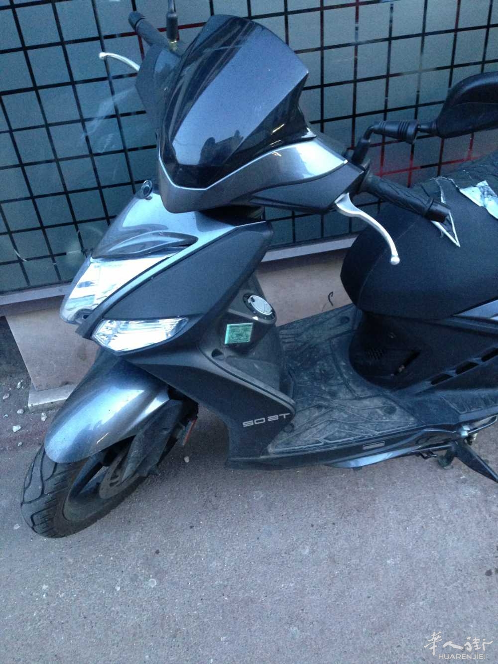 出售kymco摩托车