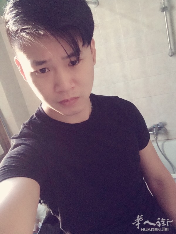 找个能聊的来的 我这人话少。微信yefeng612