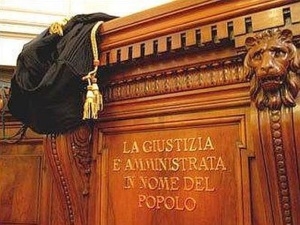 Tribunale-giustizia-300x225.jpg