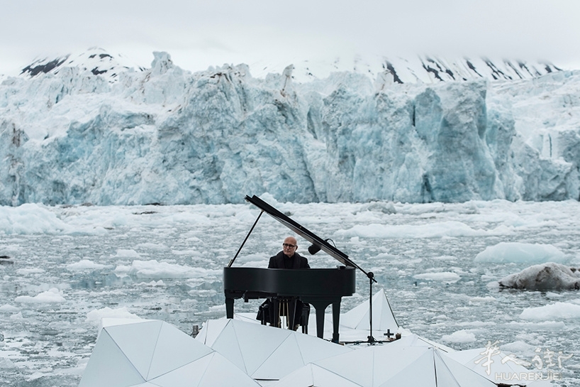 ludovico-einaudi-arctic-ocean-greenpeace-2.jpg