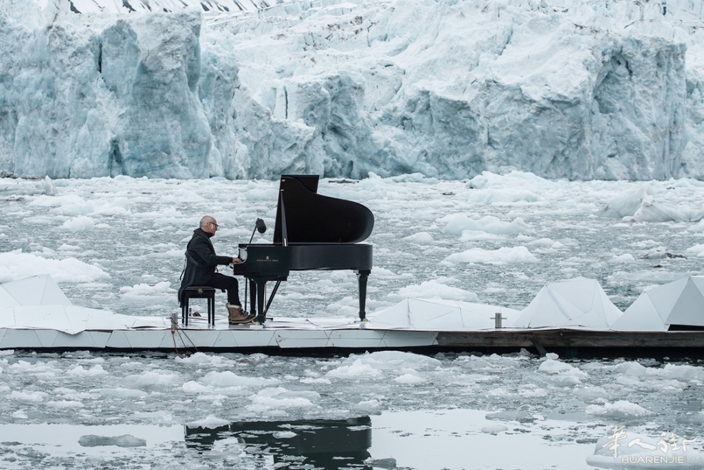 ludovico-einaudi-arctic-ocean-greenpeace-4.jpg