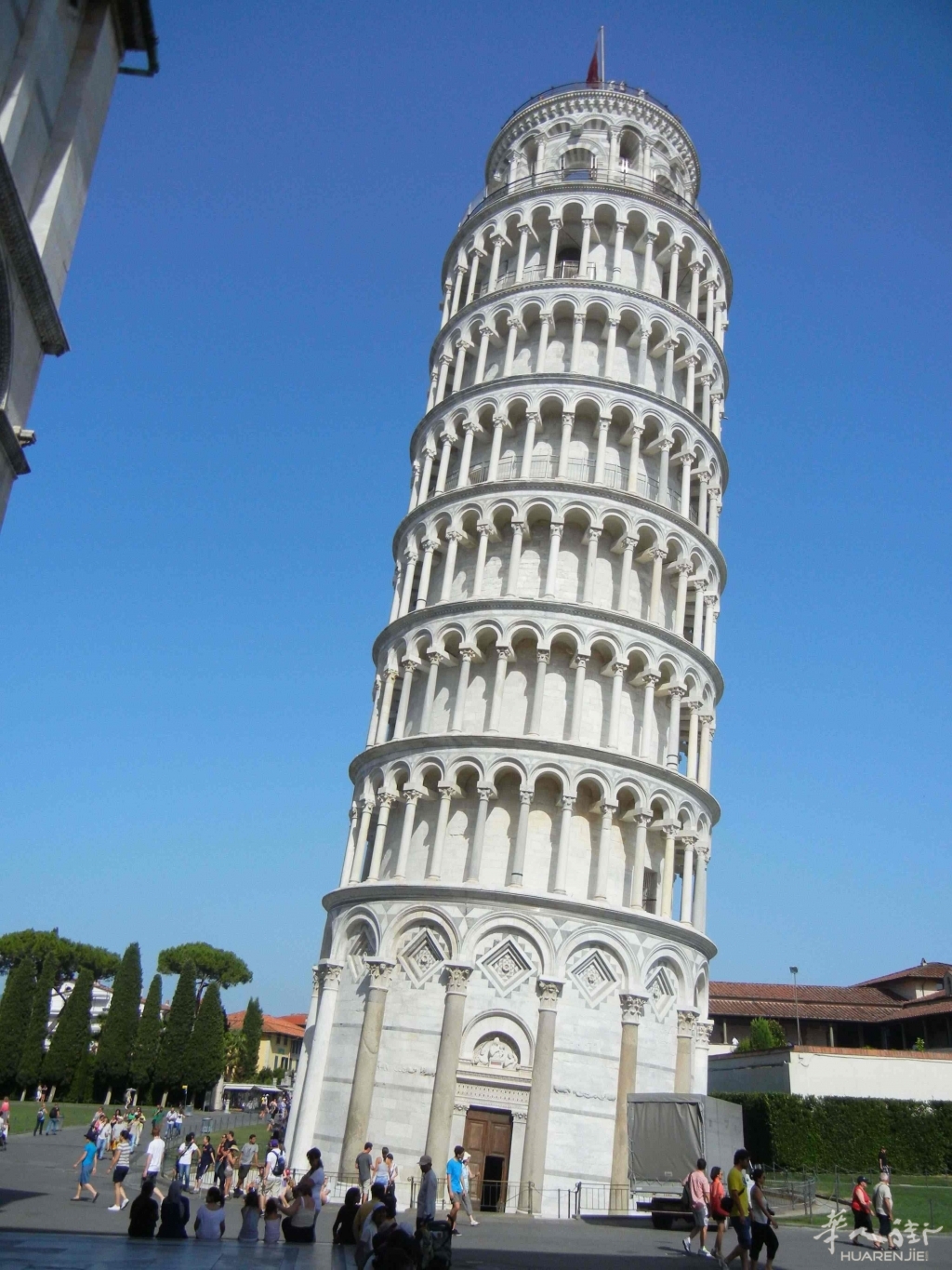斜而不倒的世界七大奇迹 比萨斜塔建筑群
