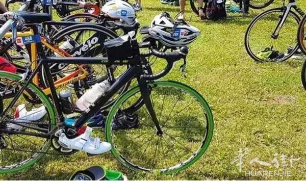 吉普赛男子偷自行车逃跑时摔致昏迷