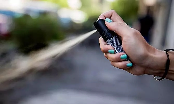 在意大利如何正确购买和使用防身喷雾剂?