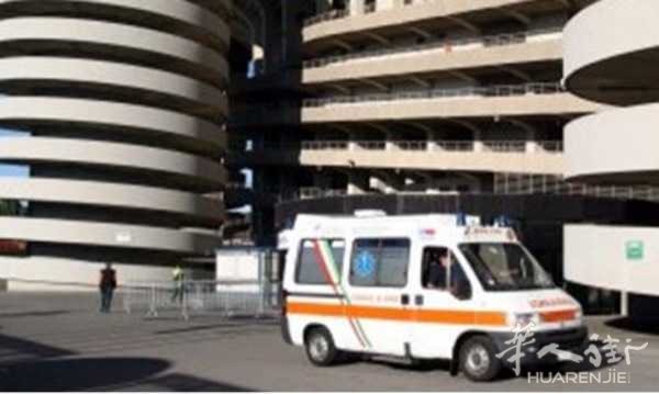 意甲球迷冲突，四名球迷被捅伤，一人死亡