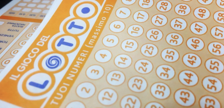 在意大利中了彩票大奖要交多少税?