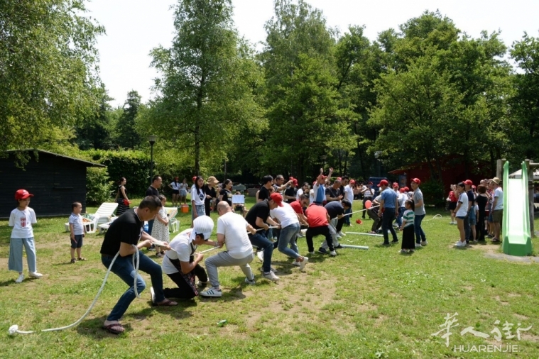 微信?#35745;琠20190616120004.jpg 意大利华人企业协会组织郊游烧烤活动,强化团队合作精神