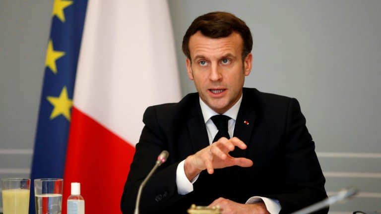 Le-president-Emmanuel-Macron-le-17-fevrier-2021-a-lElysee-a-Paris-971490.jpg