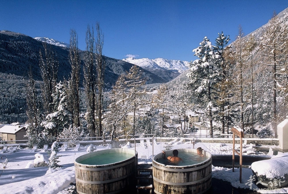 bormio_terme_neve.jpeg