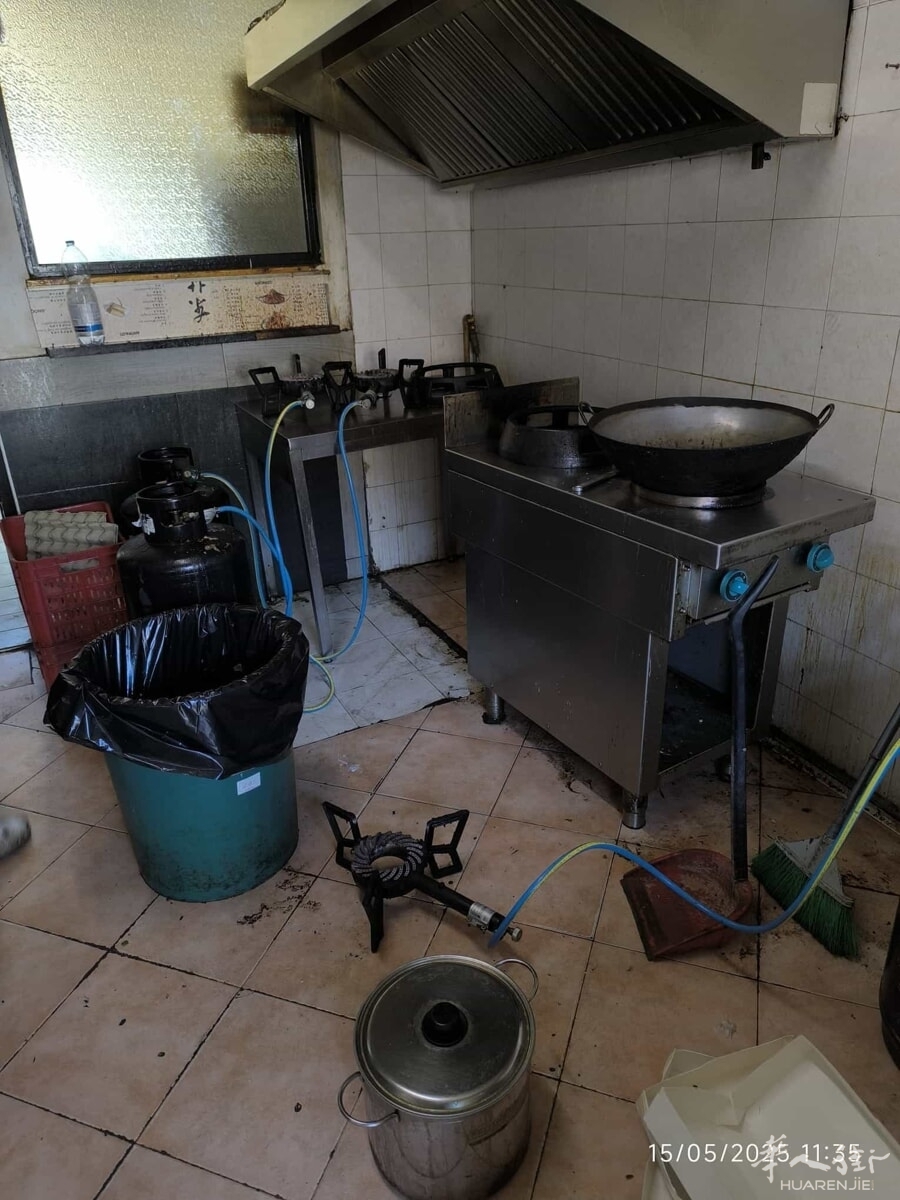 chiusa gastronomia orientale Corso Regina Margherita (1)-2.jpeg