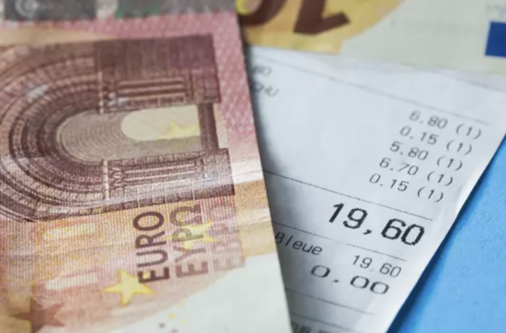 截屏2025-07-23 07.15.37.png