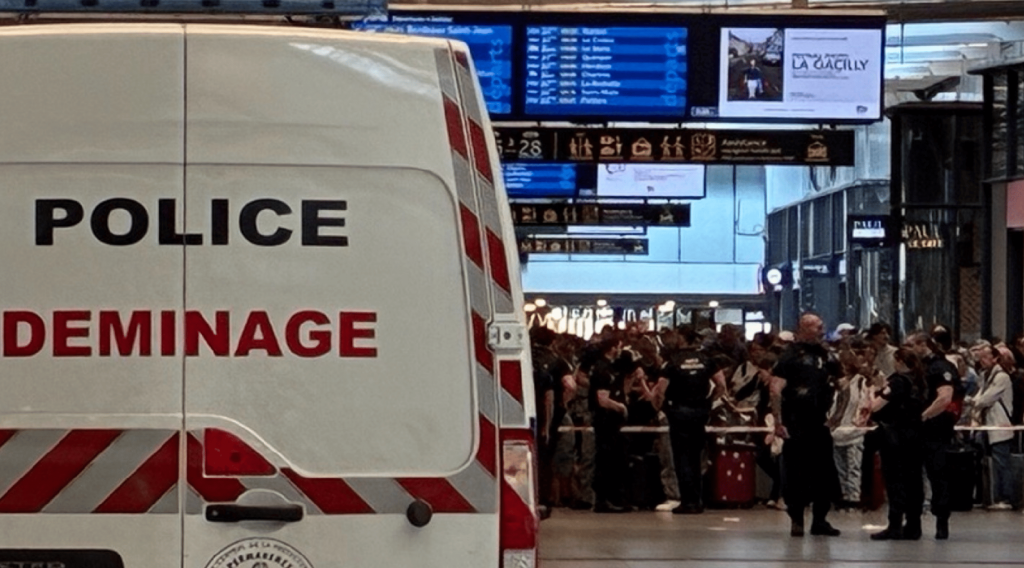 截屏2025-07-26 12.04.54.png