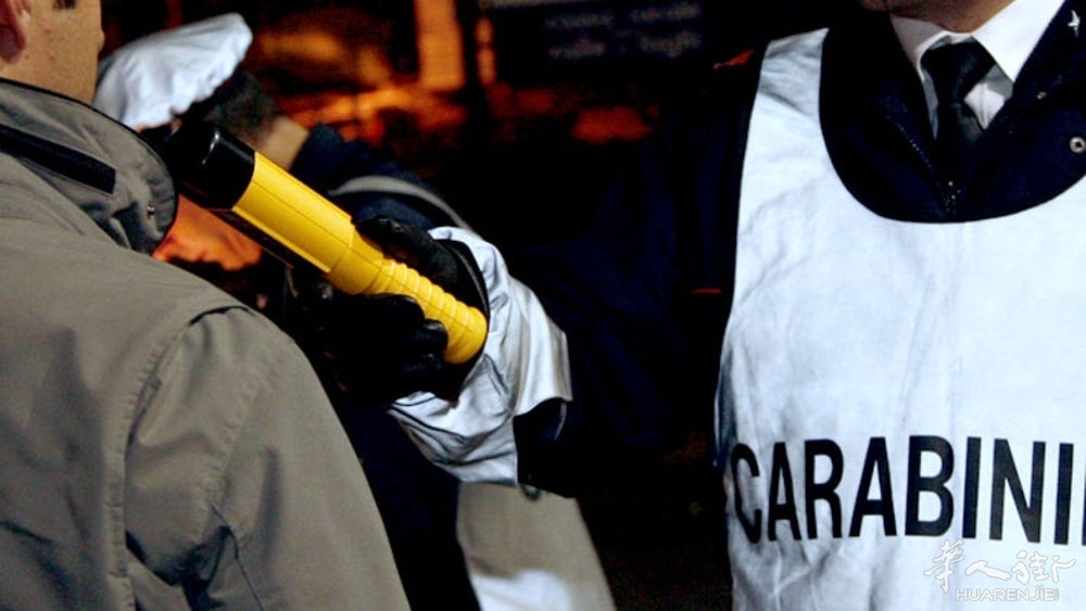 alcoltest carabinieri-2-2.jpg