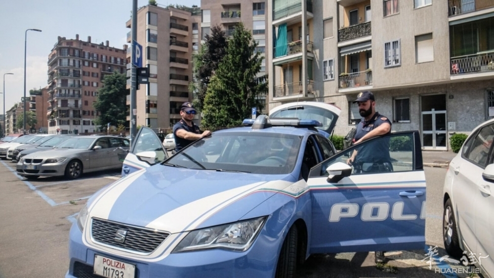 Polizia giorno - lapresse-3.jpg