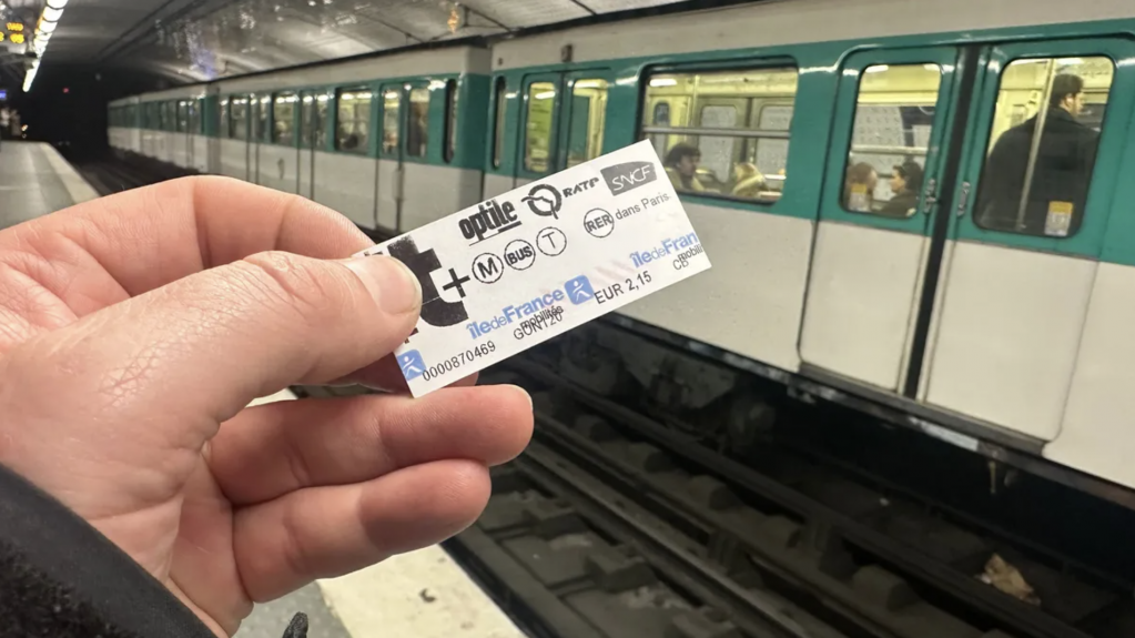 截屏2025-09-30 06.14.55.png