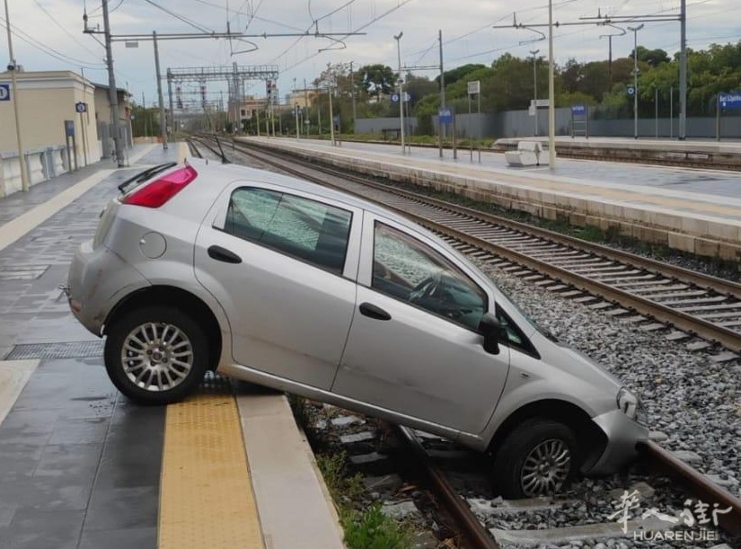FOTO-AUTO-BINARI.jpg