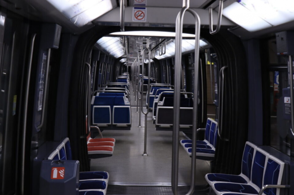 截屏2025-10-13 07.49.27.png