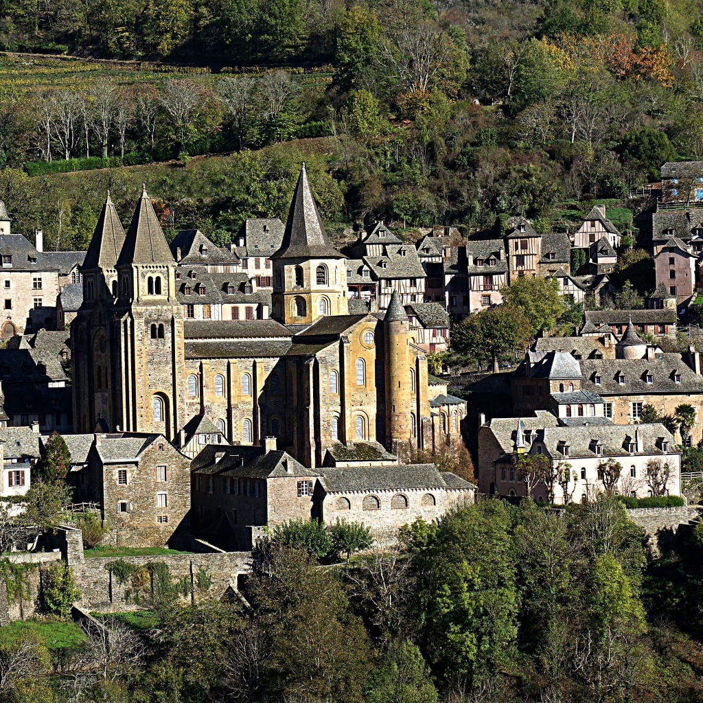 Conques,_Aveyron,_France_-_Flickr_-_pom&#039;..jpg