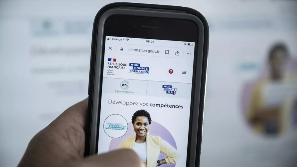 截屏2025-10-17 19.06.53.png