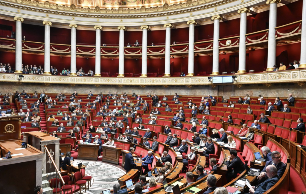 截屏2025-10-26 07.06.35.png