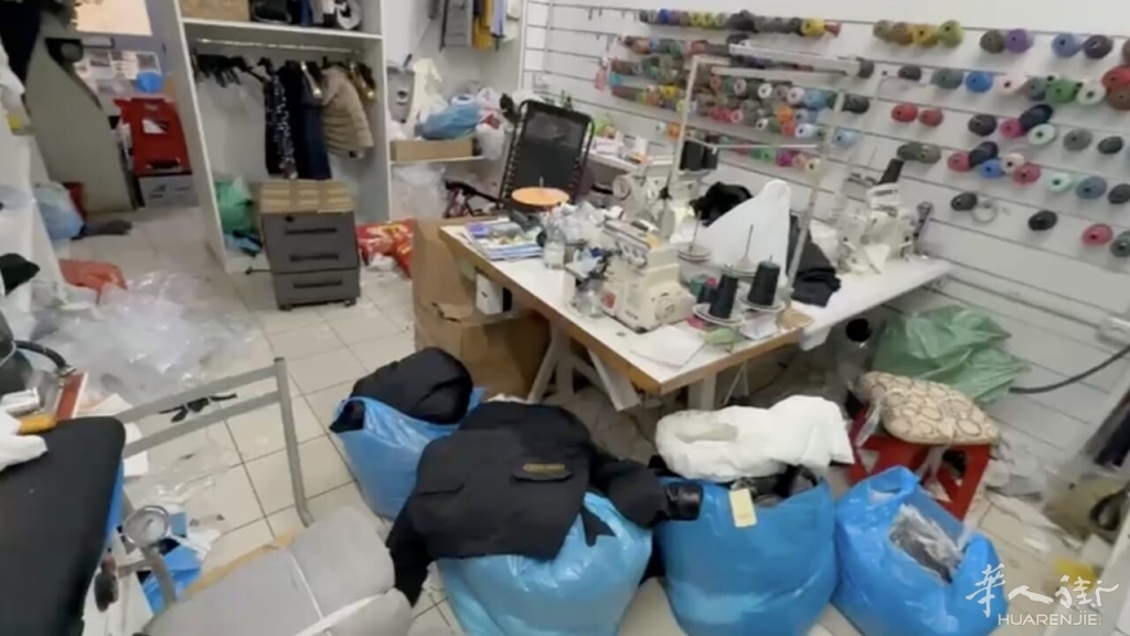 sartoria cinese capi contraffatti.jpg