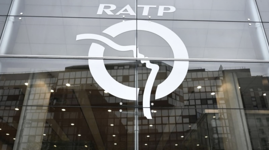 截屏2025-11-11 19.59.48.png