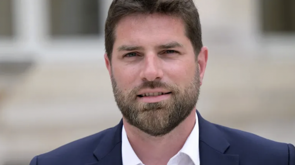 截屏2025-11-16 12.48.18.png