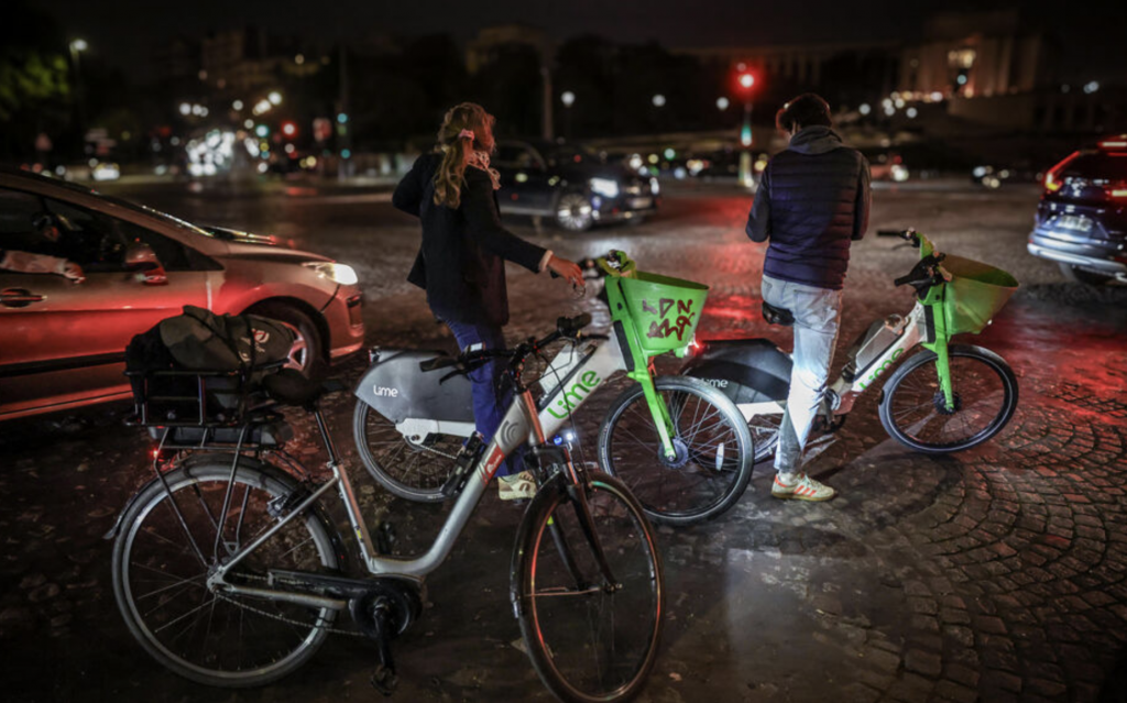 截屏2025-11-24 06.08.13.png