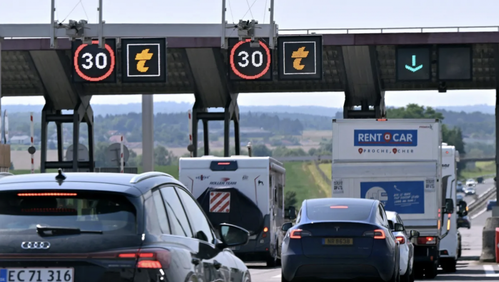 截屏2025-11-26 18.40.30.png