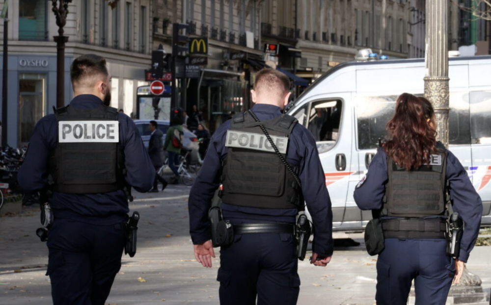 截屏2025-12-11 06.56.46.png