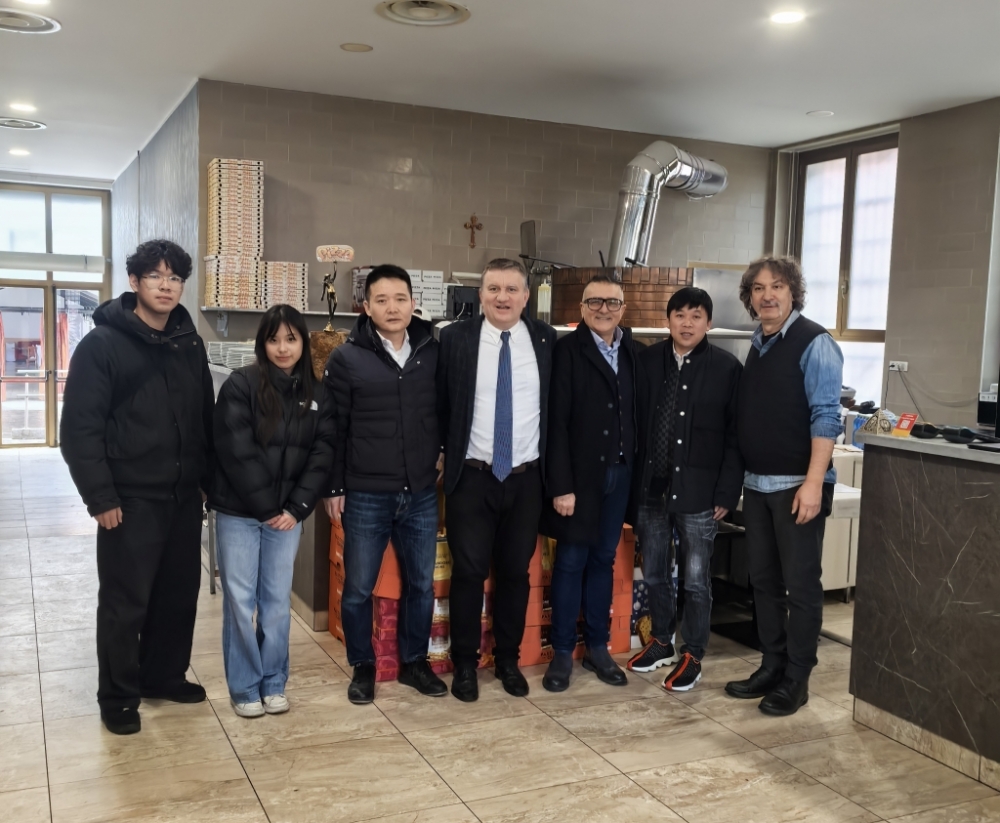 微信图片_20251218205333.jpg 微信图片_20251218205333.jpg