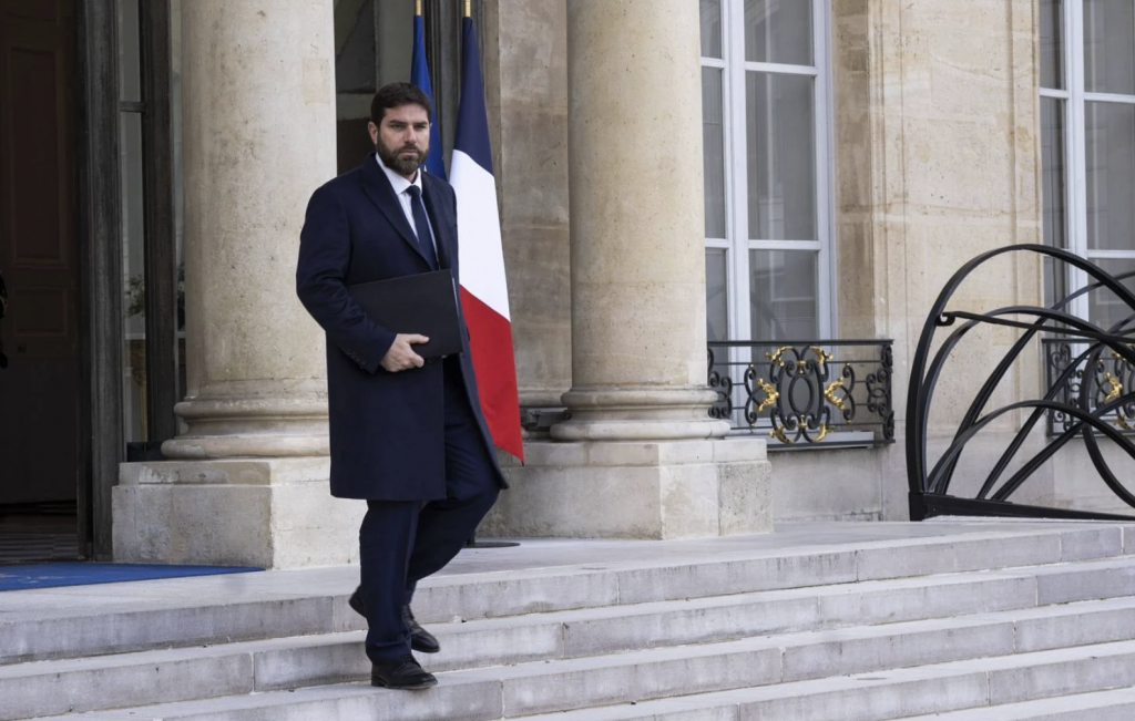 截屏2025-12-21 18.51.58.png