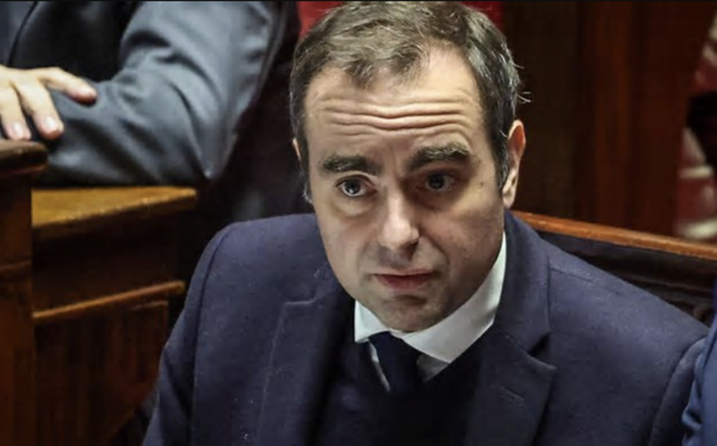 截屏2025-12-24 07.21.50.png