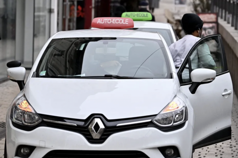 截屏2025-12-24 07.39.22.png