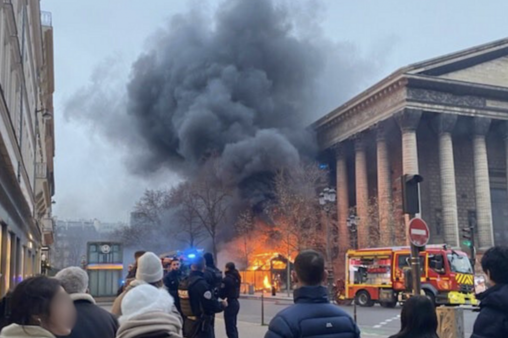 截屏2025-12-28 20.12.45.png