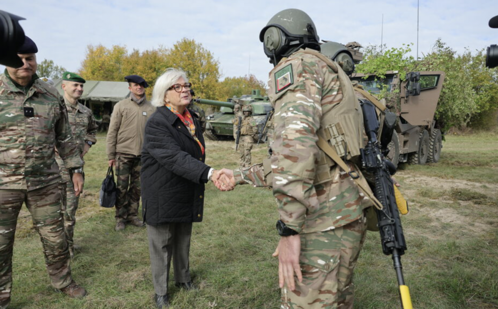 截屏2026-01-04 15.27.54.png