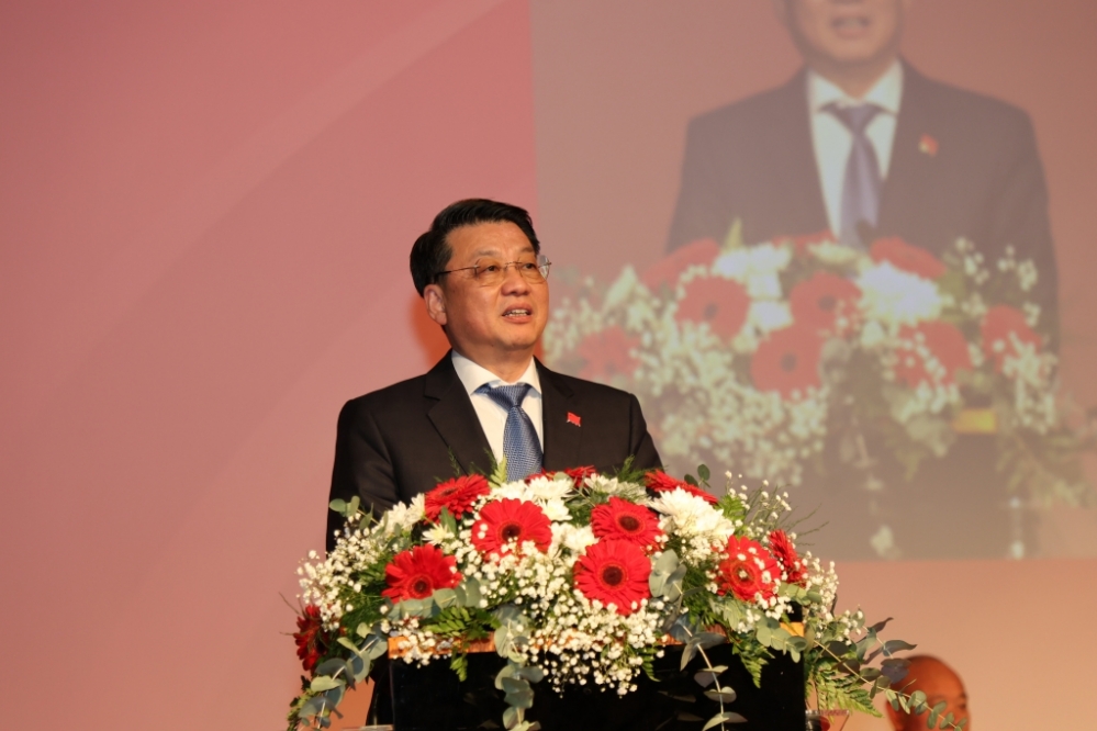 M30A9803.JPG M30A9803.JPG